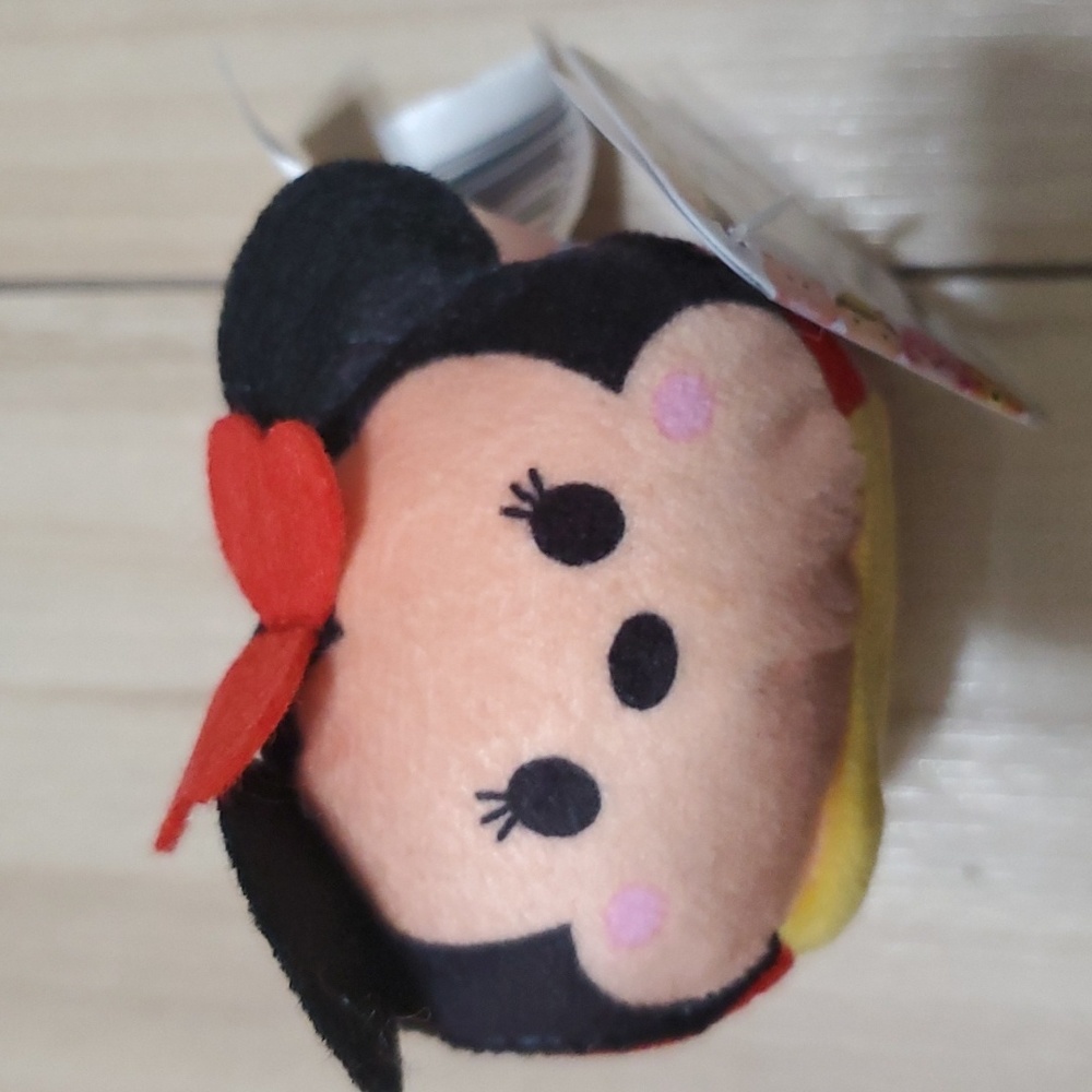 Disney tsum tsum qty 1 minnie mouse